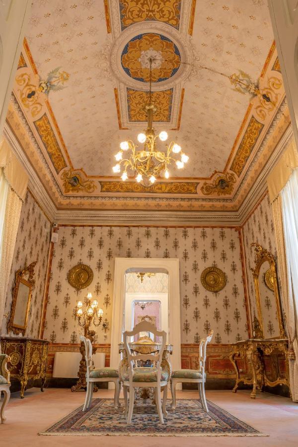 Il Cavaliere Al Borgo Antico Hotel Copertino Exterior photo
